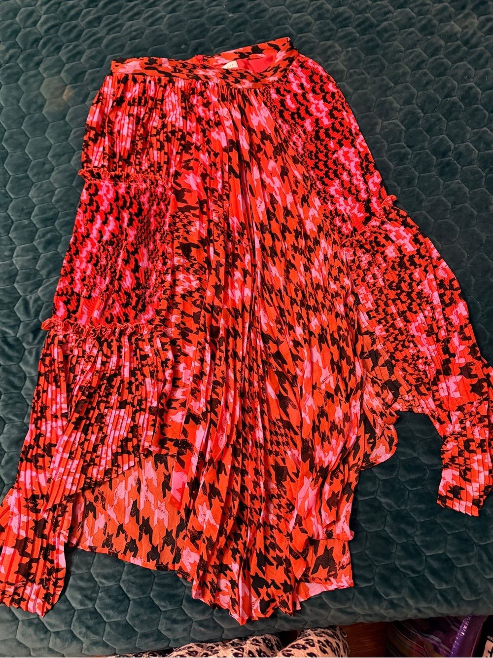 Topshop 8 Medium Houndstooth Red Pink Asymmetrical Pleated Midi Zipper Skirt